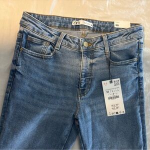 Zara Women's Light Blue High Rise Jeans